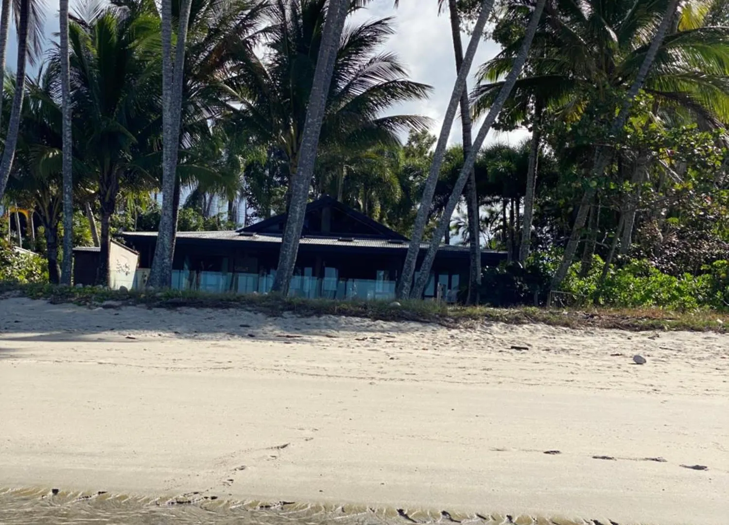 度假居 Bala Beach House On Absolute Beachfront Newell Beach